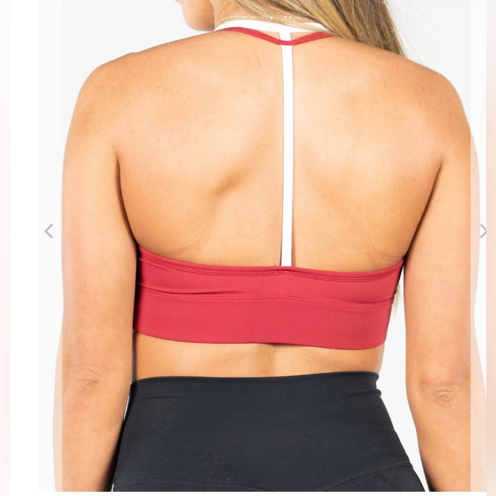 Titan Clothing Crown Me Sports Bra NWOT Size S